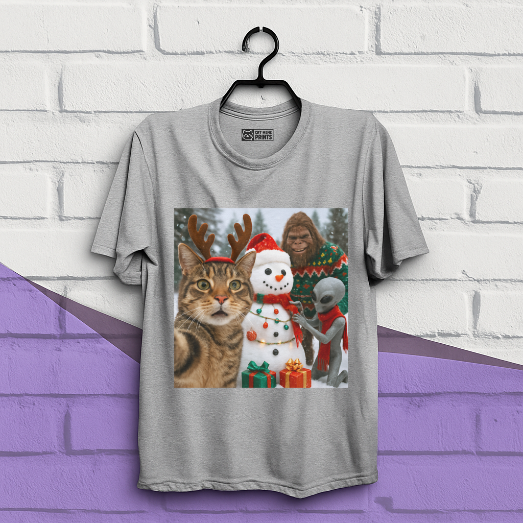 Cat Selfie with Bigfoot Alien & Snowman Christmas T-Shirt
