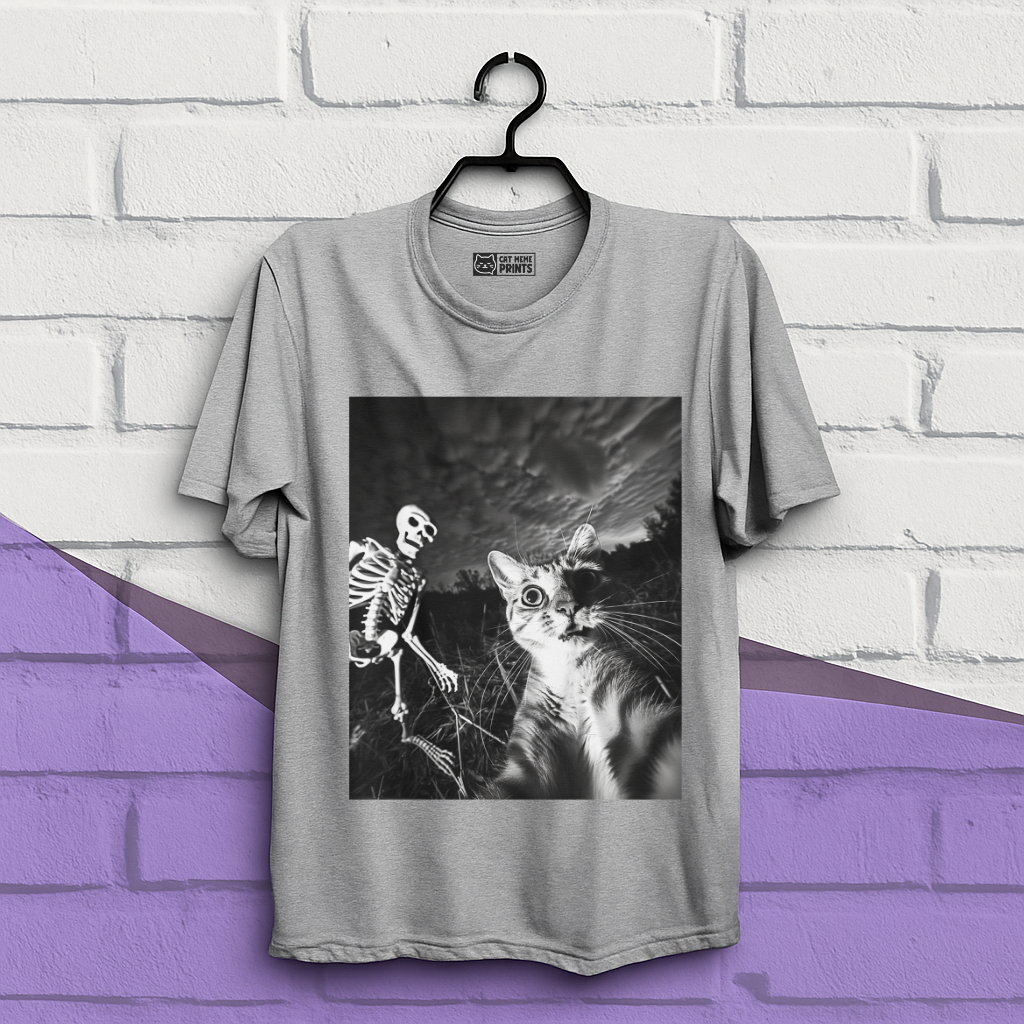 Cat Selfie with Skeleton Halloween T-Shirt