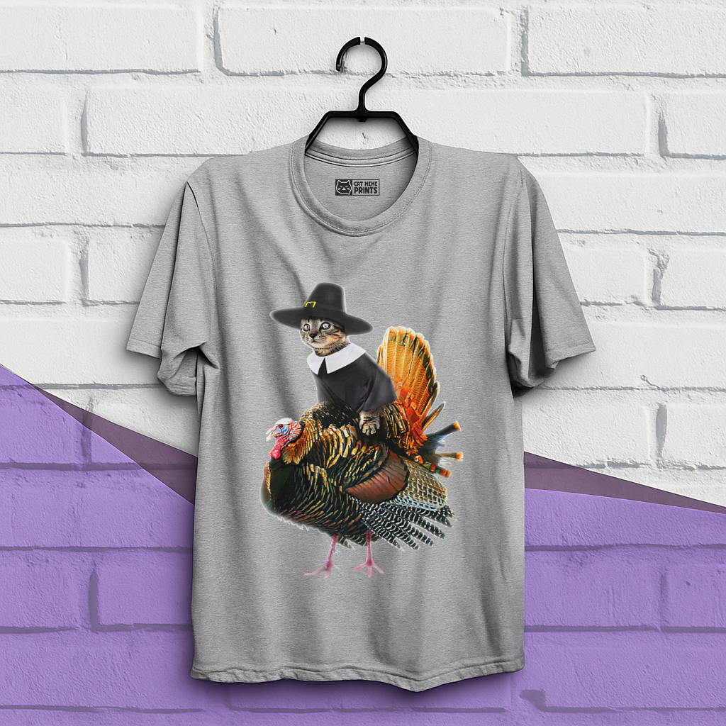 Cat Pilgrim Riding Turkey Thanksgiving T-Shirt