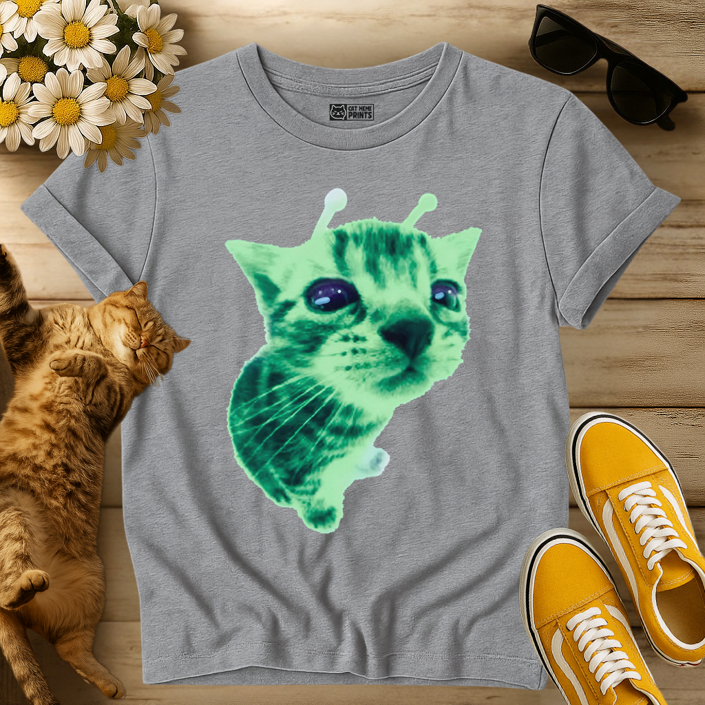 Gnarp Cat Aien Halloween T-Shirt