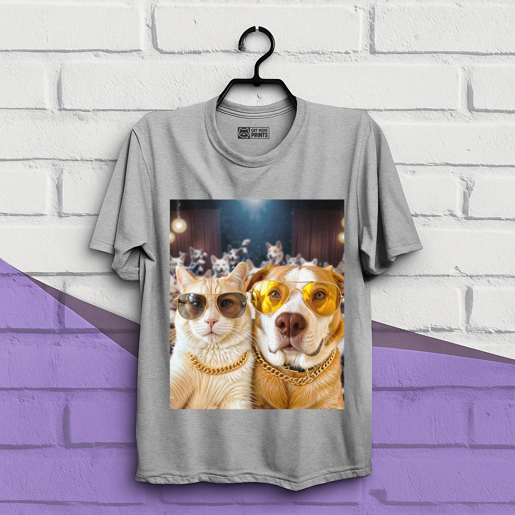 Cat & Dog Selfie in Dogs Party T-Shirt