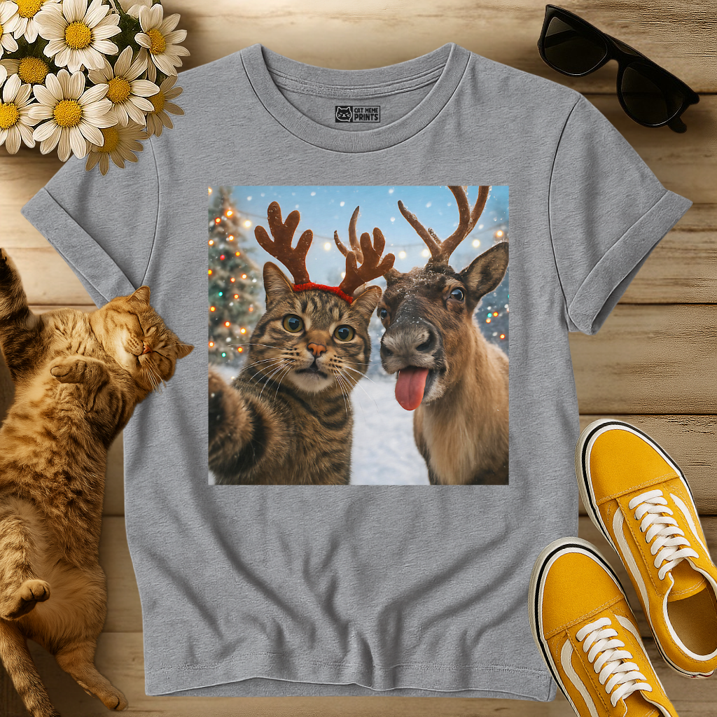 Cat Selfie With Reindeer T-Shirt