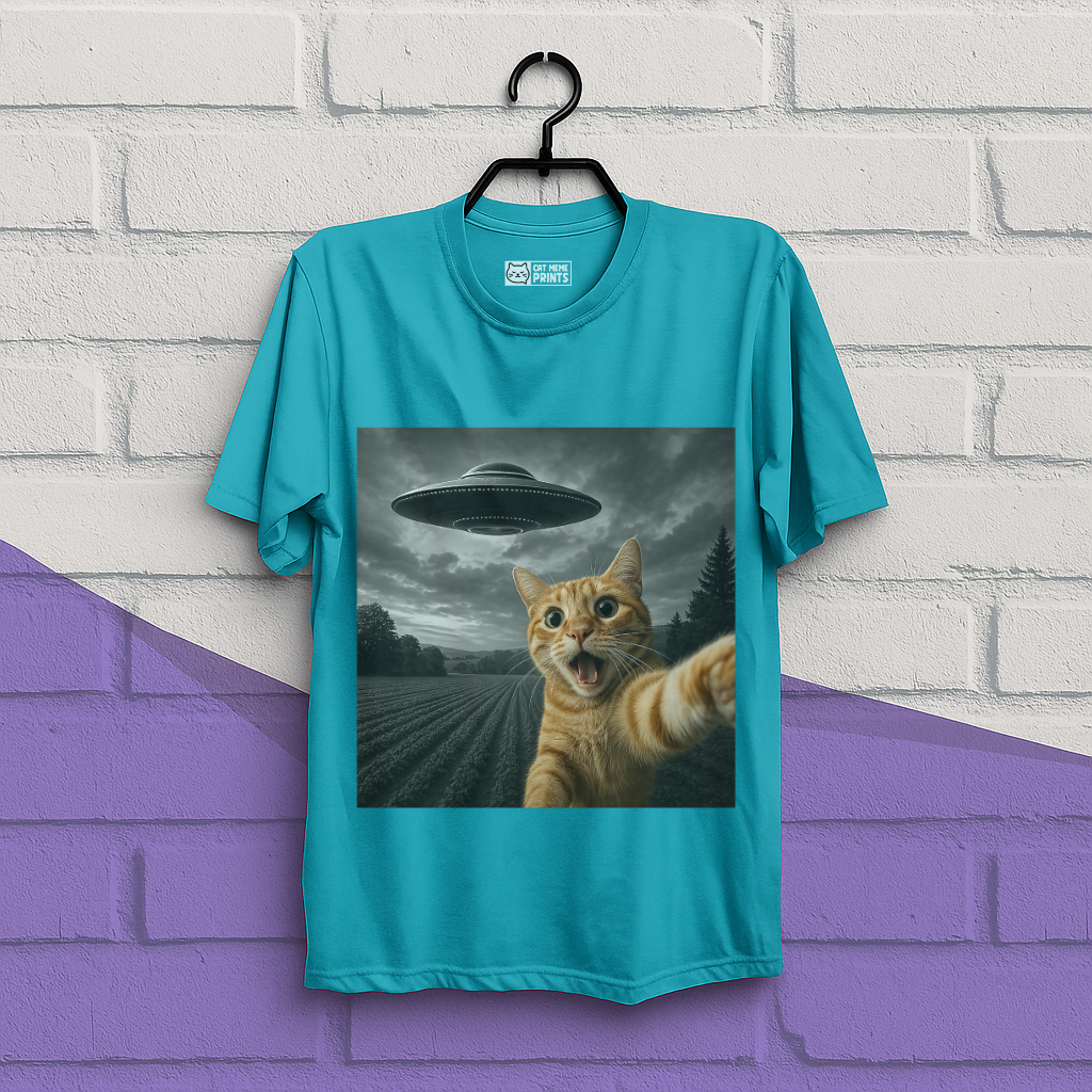 Cat Selfie With Alien T-Shirt