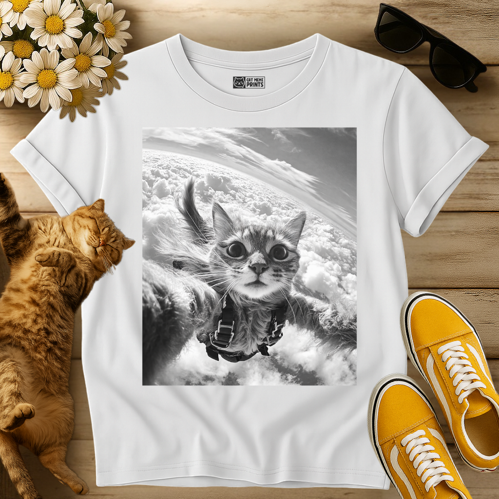 Cat Skydiving Taking Selfie T-Shirt