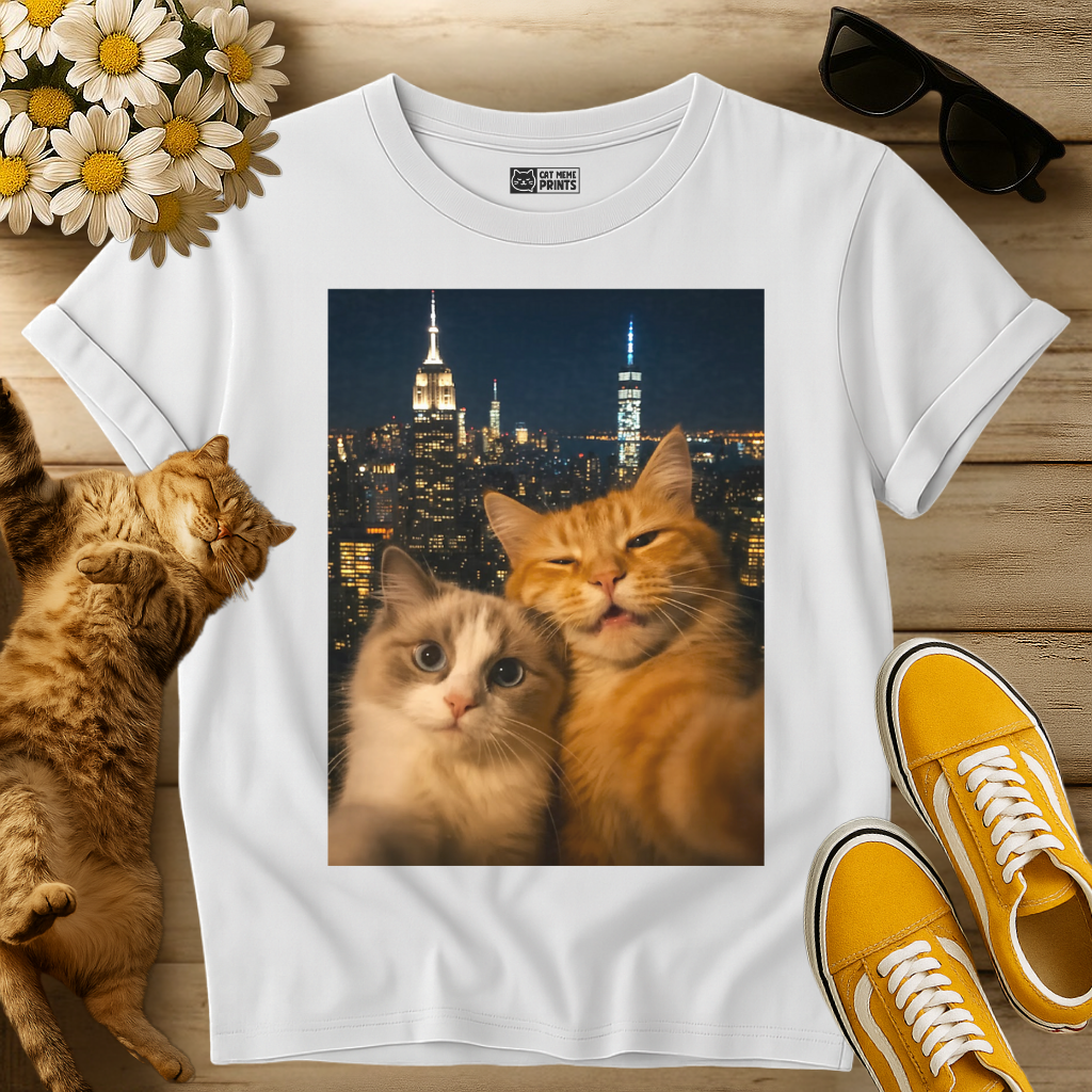 Cute Couple Cats Selfie City Lights T-Shirt