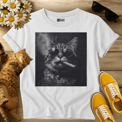 Moody Maine Coon Cat Smoking T-Shirt