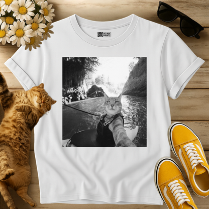 Cat Selfie Sailing Boat Adventure T-Shirt